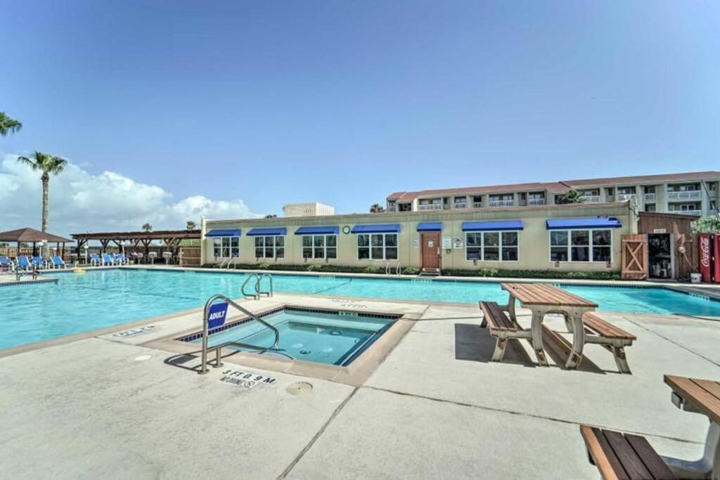 1 Bedroom Studio Near Beach W Pool & Amenities 南帕诸岛 外观 照片